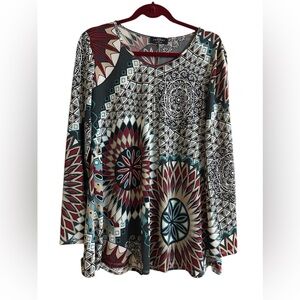 Made By Johnny Geometric Abstract Print
Graphic Top - XL